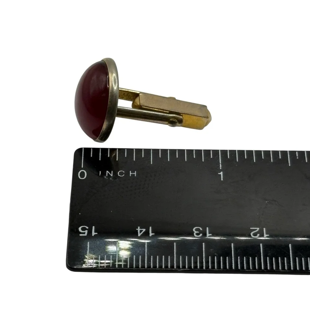 Swank Round Cufflinks Red Dark Red Gold Tone Lucite Acrylic Men's Retro Signed‎